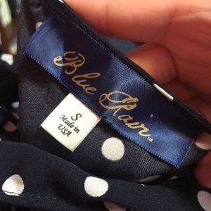 Francesca's Collections Tops - High neck navy and white polka dot blouse Francesca's Collections Tops - High neck navy and white polka dot blouse